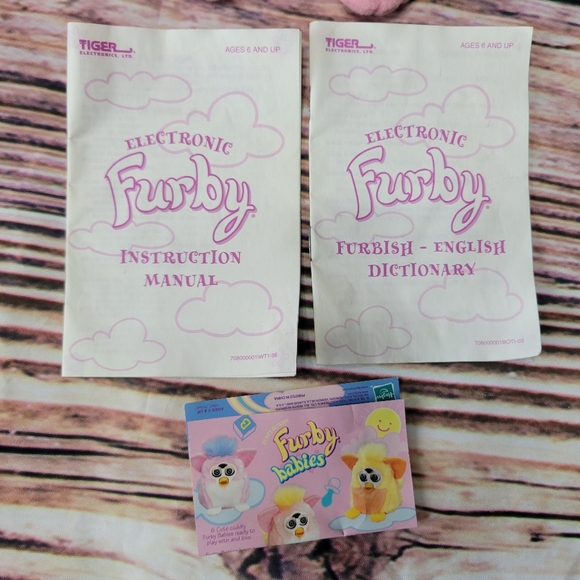 **SUPER RARE** 1999 FURBY with Box! 🤩 - Picture 13 of 16